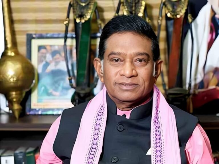 हमर छत्तीसगढ़: साथ आना है या कलेक्टर ही रहना है; DM की ठाठ छोड़ अजीत जोगी ने पकड़ी थी नई