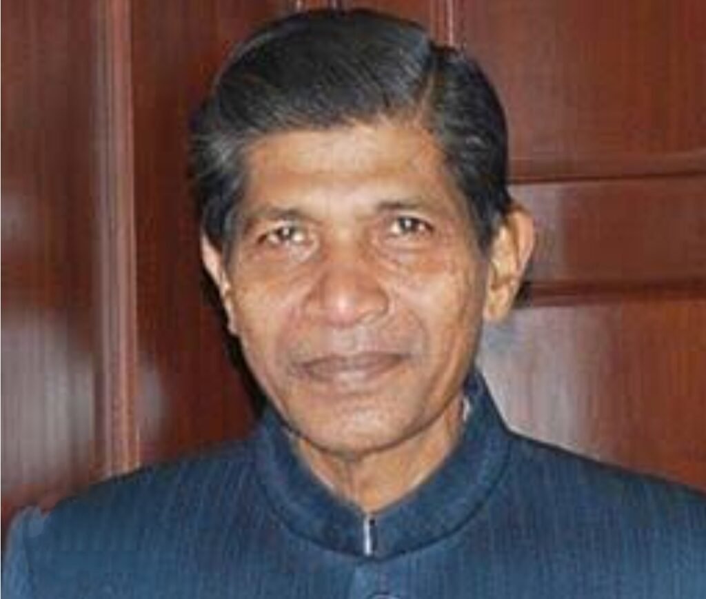 मेरे बेटे को शराब किसने पिलाई? — ननकीराम कंवर का सवाल, कलेक्टर-अपर कलेक्टर पर लगाए गंभीर आरोप”