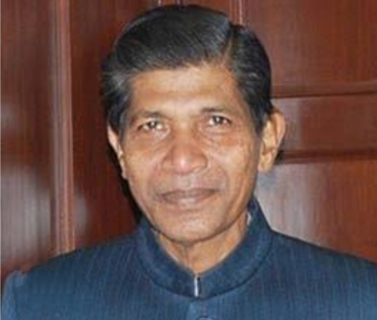 मेरे बेटे को शराब किसने पिलाई? — ननकीराम कंवर का सवाल, कलेक्टर-अपर कलेक्टर पर लगाए गंभीर आरोप”