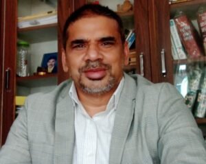 अधिवक्ता धनेश कुमार सिंह की पैरवी रंग लाई: चेक बाउंस मामले में अभियुक्त को 6 माह की सजा, 2.58 लाख प्रतिकर का आदेश