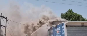 कटघोरा के पटाखा गोदाम में भीषण आग, लगातार धमाकों से दहला इलाका