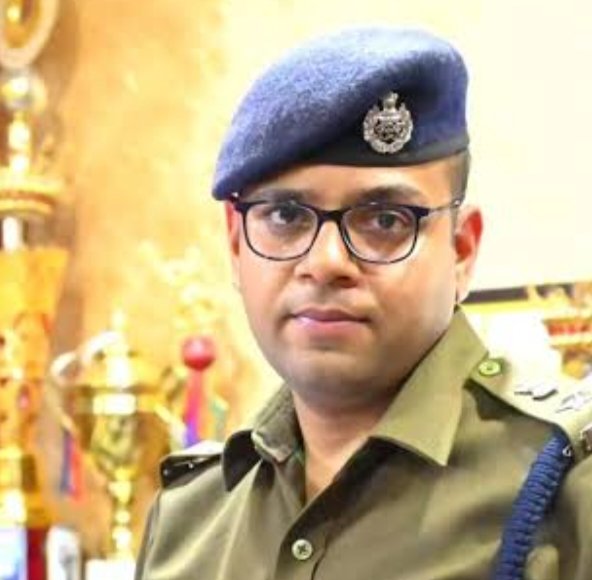 पत्रकार की पहल और पुलिस की सख्ती से बदली मुड़ापार मुस्लिम बस्ती की तस्वीर
