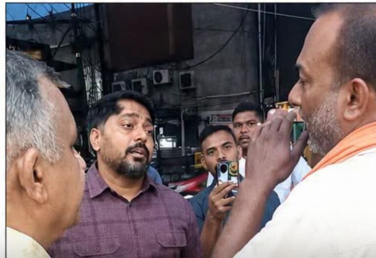 नगर निगम आयुक्त पर व्यापारी के गंभीर आरोप, पुलिस कार्रवाई और दुकान सील कराने का लगाया आरोप